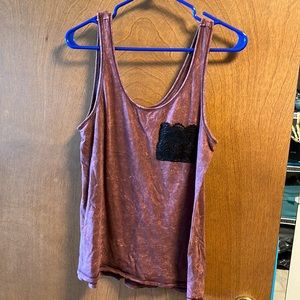 Maroon tank top with cute lace pocket